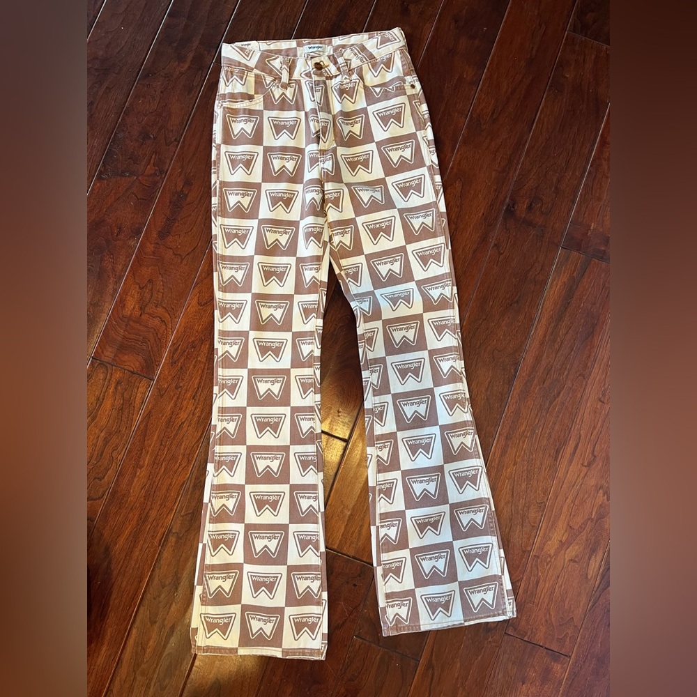 Wrangler Brown and White High Rise Boot Logo Pants